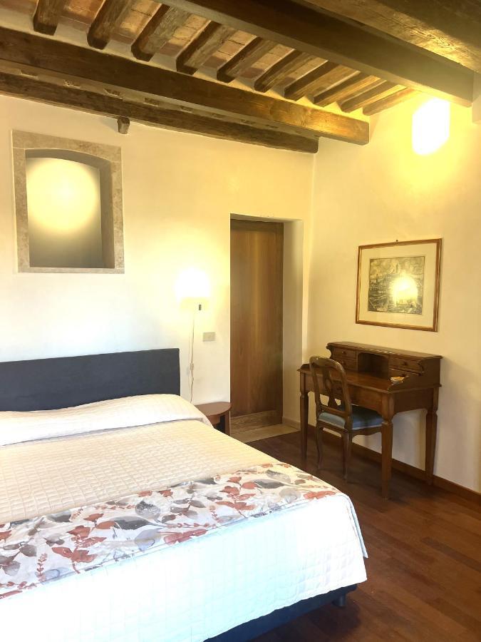 The Balcony Suite - Affaccio Su Piazza Del Campo Siena Bagian luar foto